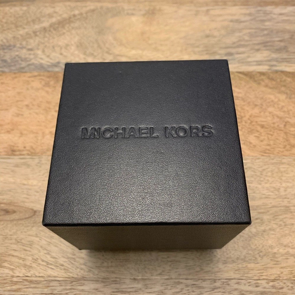 Michael Kors Watch Box